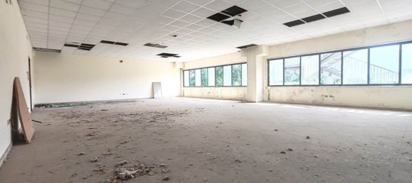 3100m² Warehouse in Roccabascerana, Italy No. 381684 6