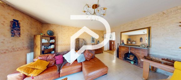 3 bedrooms House in Four, France No. 198156 6