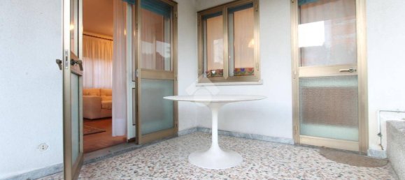 6 غرف نوم فيلا في Udine, Italy رقم 201402 8