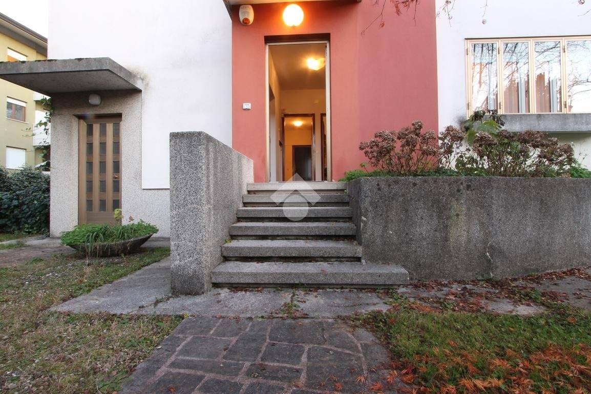 6 غرف نوم فيلا في Udine, Italy رقم 201402