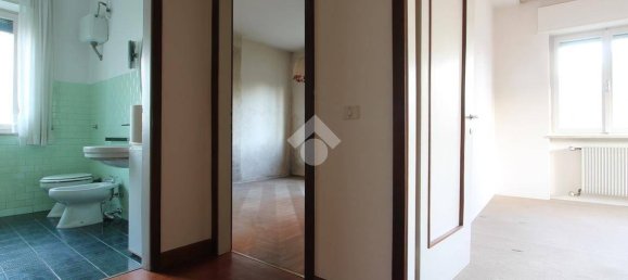 6 غرف نوم فيلا في Udine, Italy رقم 201402 22