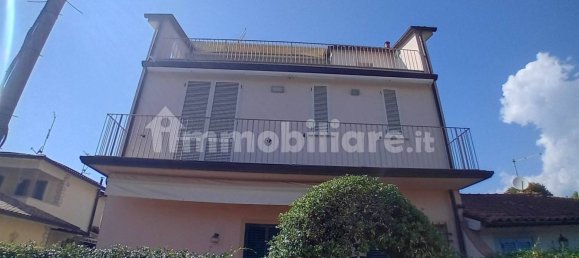 3 Schlafzimmer Penthouse in Forte dei Marmi, Italy, Nr. 312264 9