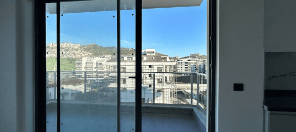 Apartamento 1+1 em Kargicak, Turkey N.º 3118 3