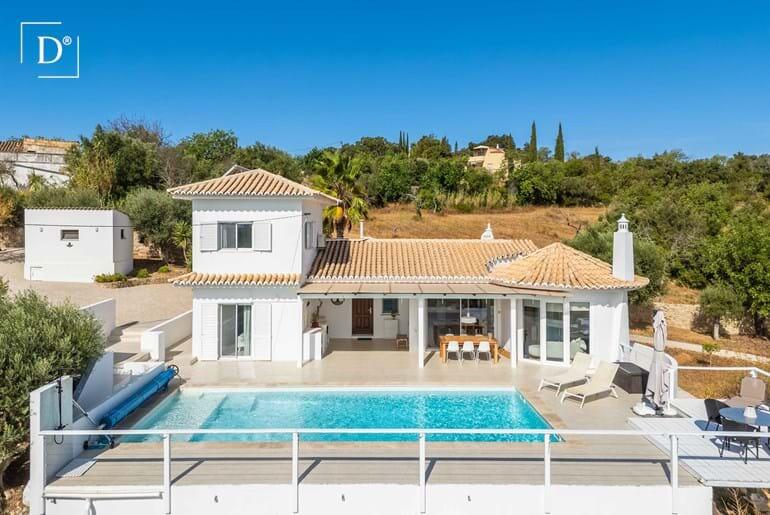3 bedrooms Villa in Faro, Portugal No. 297006