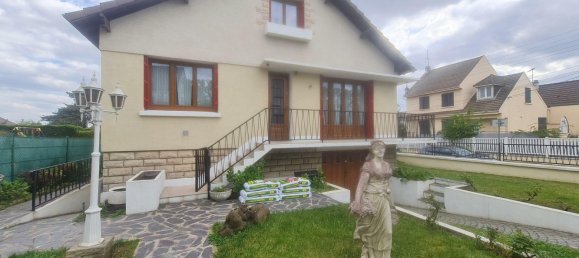 3 bedrooms House in Goussainville, France No. 172903 2