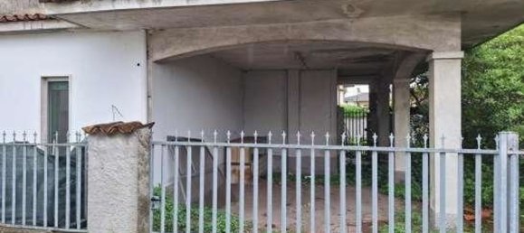 3 bedrooms House in Fiesco, Italy No. 373770 18