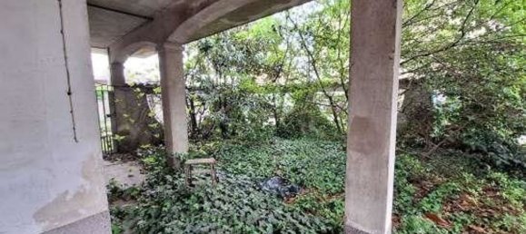 3 bedrooms House in Fiesco, Italy No. 373770 8