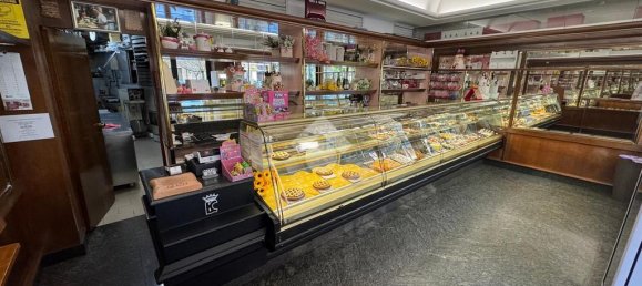 Коммерческая недвижимость с 1 комнатой в Рим, Италия № 257648 6