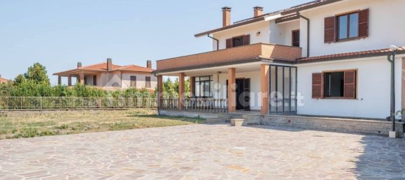 Вилла с 3 спальнями в Витербо, Италия № 343763 7