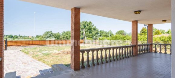 Вилла с 3 спальнями в Витербо, Италия № 343763 11