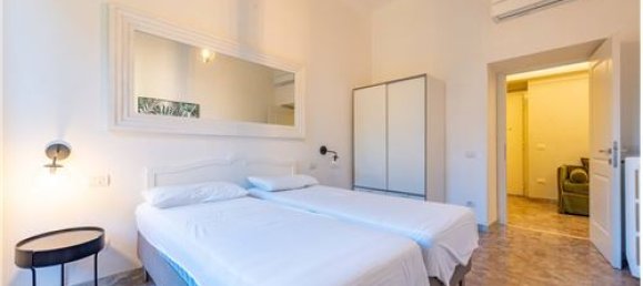 Apartamento de 4 dormitorios en Rome, Italy No. 308510 8