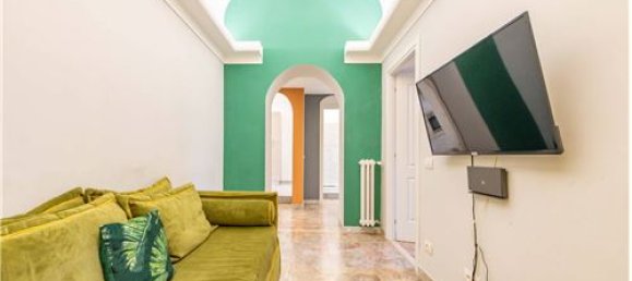 Apartamento de 4 dormitorios en Rome, Italy No. 308510 2