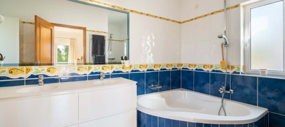 3 Schlafzimmer Villa in Lagoa, Portugal, Nr. 129553 2