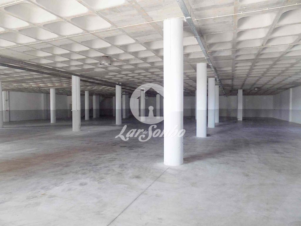 1106m² Warehouse in Vila Nova de Famalicao, Portugal No. 61659
