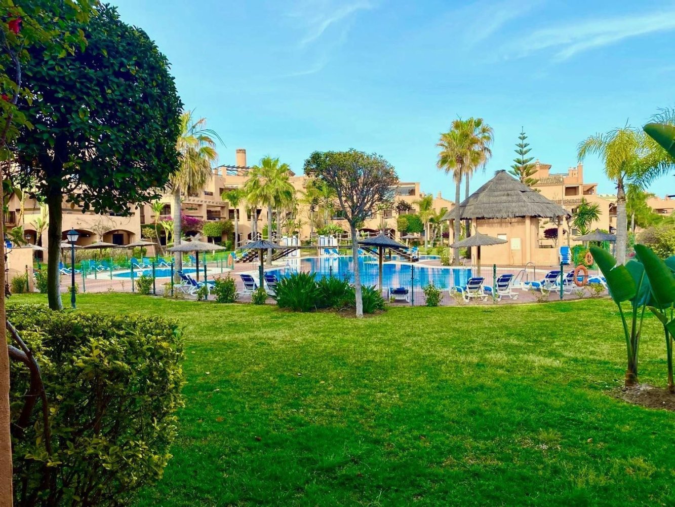 2 bedrooms Apartment in Estepona, Spain No. 186494