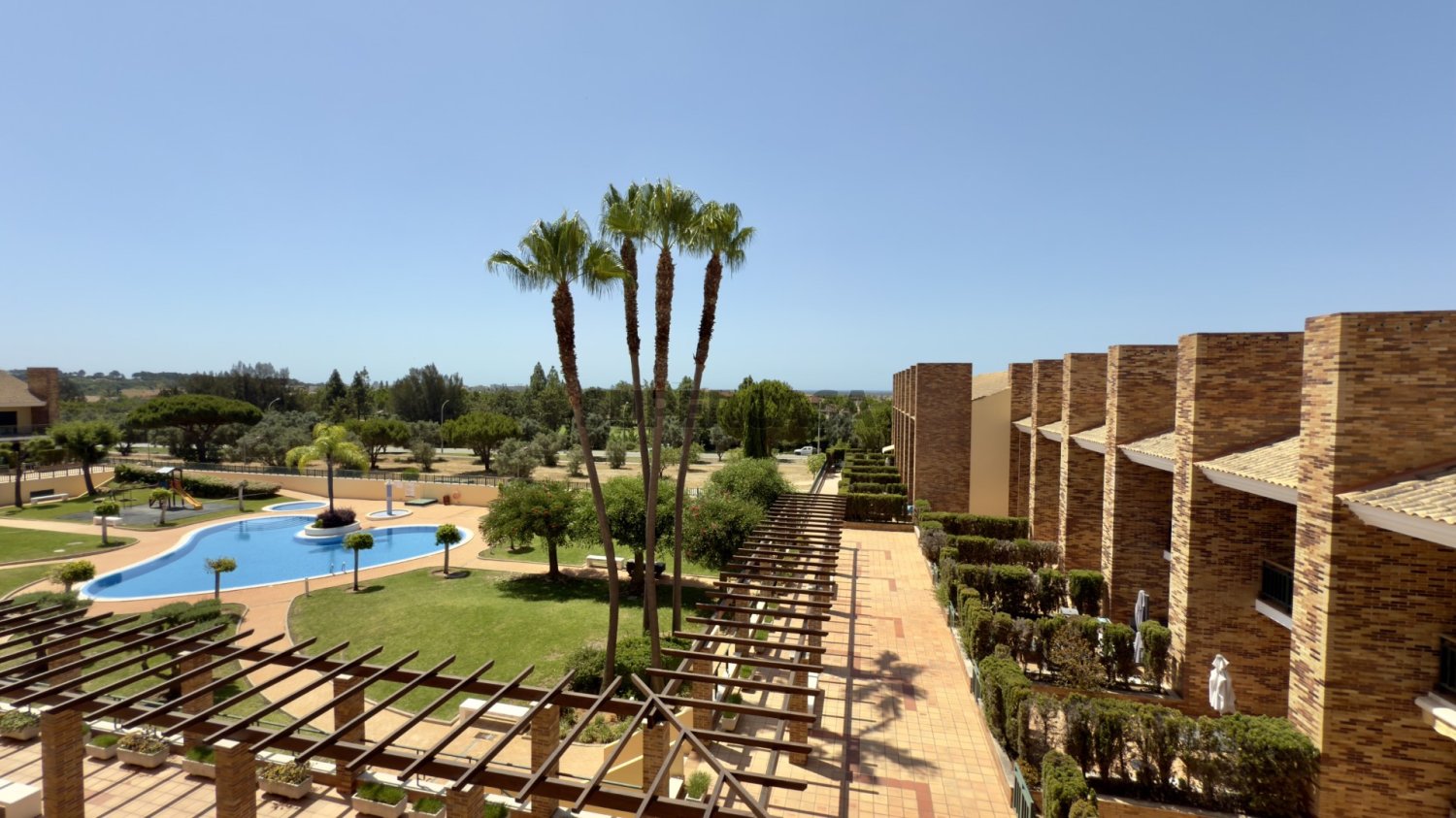 2 chambres Appartement à Quarteira, Portugal No. 209291