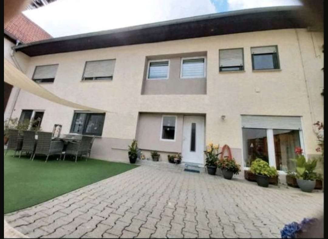5 rooms House in Bad Durkheim, Germany No. 203513