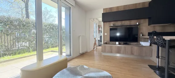 2 Schlafzimmer Wohnung in Rueil-Malmaison, France, Nr. 323493 2