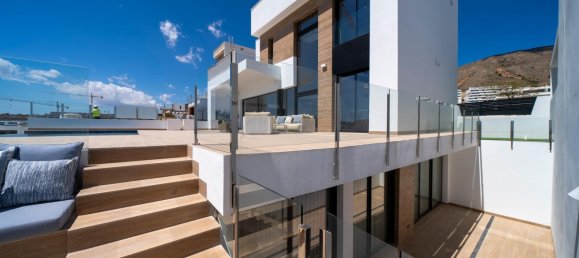 Villa de 4 dormitorios en Finestrat, Spain No. 12853 9