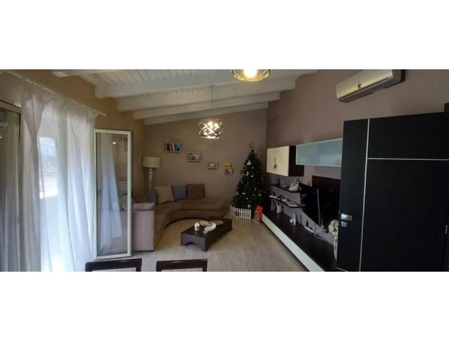 Дом с 5 комнатами в Розолини, Италия № 253319