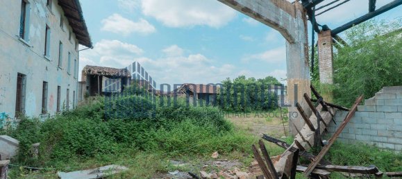 5 rooms House in Brescia, Italy No. 102711 8