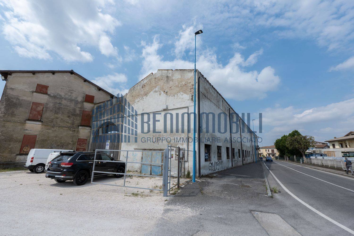 5 rooms House in Brescia, Italy No. 102711