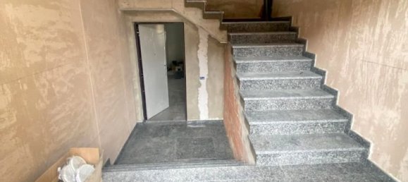 230m² Office in Monza, Italy No. 71637 28