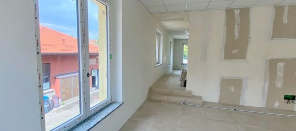 230m² Office in Monza, Italy No. 71637 11