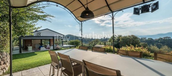 12 rooms Villa in Torri del Benaco, Italy No. 85171 2