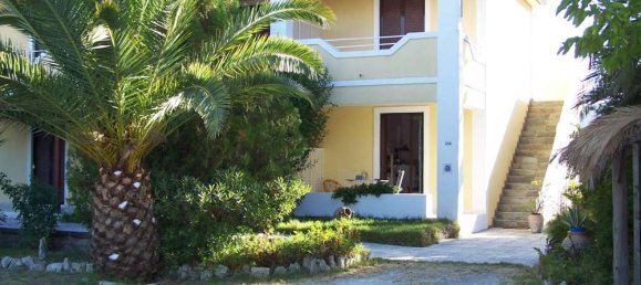 7 bedrooms Commercial property in Zakynthos, Greece No. 504 2