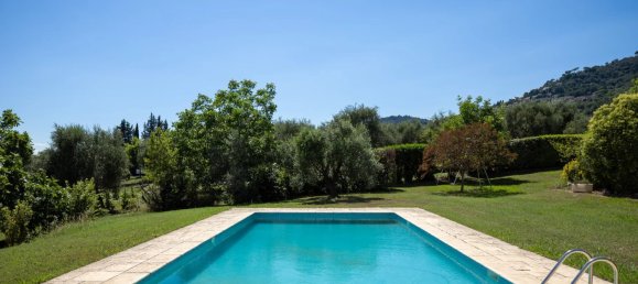 6 bedrooms Villa in Grasse, France No. 1426 3