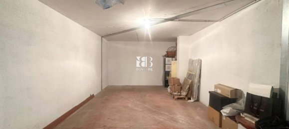 Garage à Rome, Italy 24m² No. 38593 3