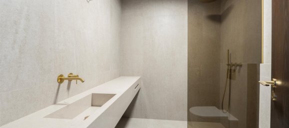 4 bedrooms Apartment in Porto, Portugal No. 95145 15