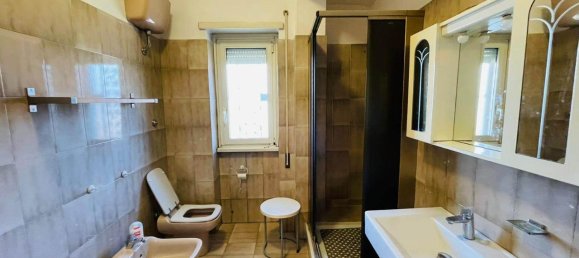 3 rooms Penthouse in Rome, Italy No. 38001 3