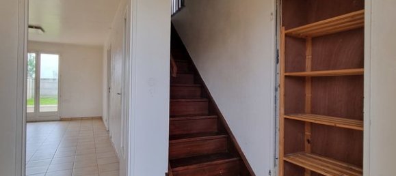 Casa de 4 dormitorios en Bray-sur-Seine, France No. 330361 2