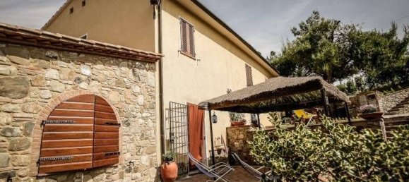 Casa de 6 habitaciónes en Chianni, Italy No. 58427 7