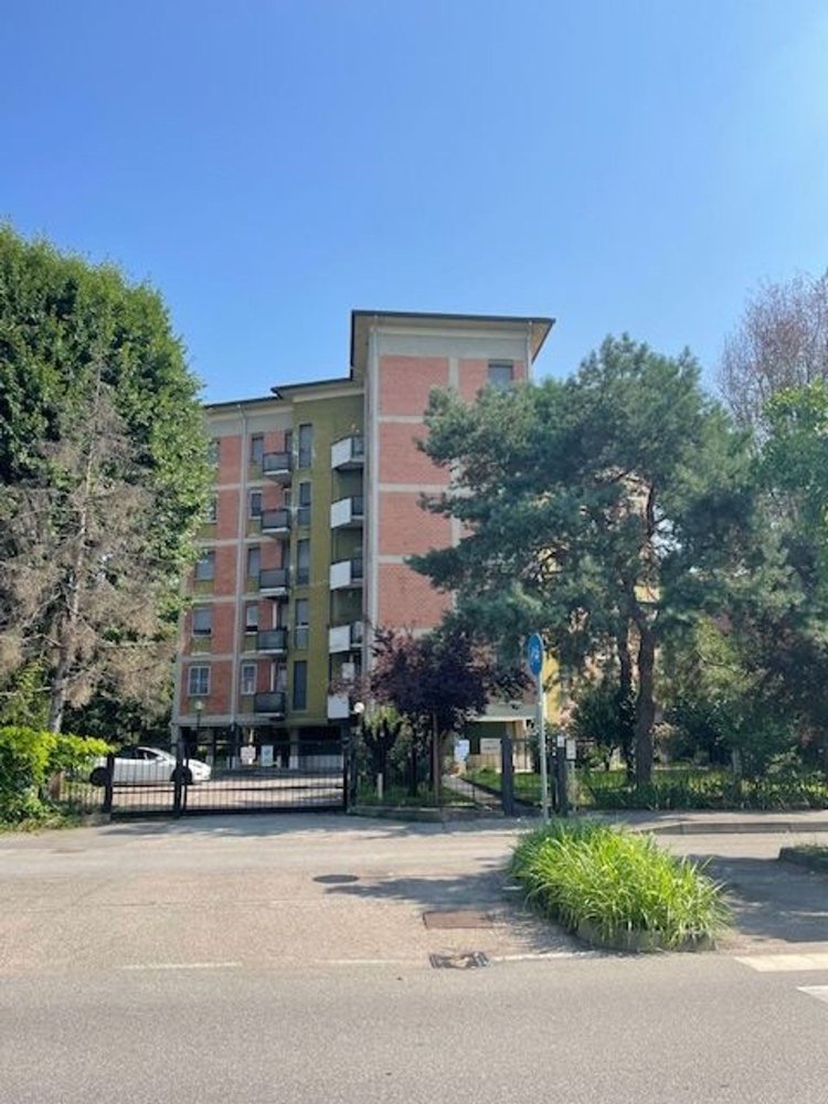 3 rooms Apartment in Pero, Italy No. 3340