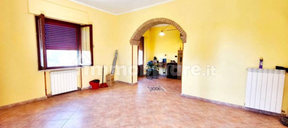 2 bedrooms Apartment in Bientina, Italy No. 351971 2