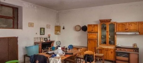 Вилла с 6 спальнями в Айлано, Италия № 325675 19