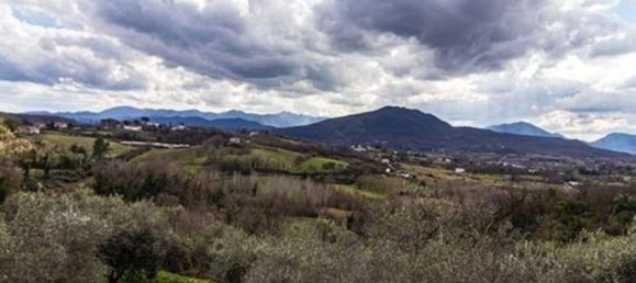 Вилла с 6 спальнями в Айлано, Италия № 325675 11