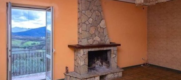 Вилла с 6 спальнями в Айлано, Италия № 325675 3