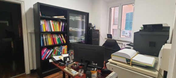 125m² Office in Genoa, Italy No. 362590 5