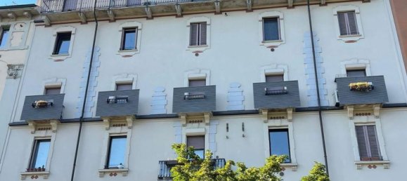 2 bedrooms Apartment in Milan, Italy No. 357923 4