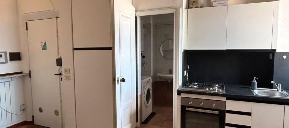 2 bedrooms Apartment in Milan, Italy No. 357923 9