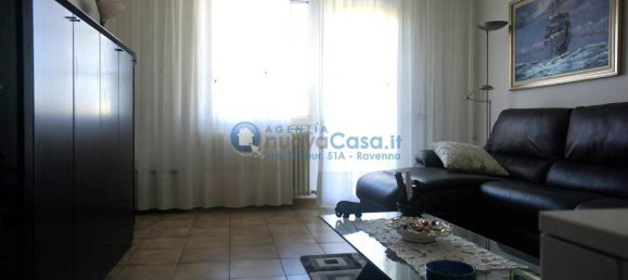 Вилла с 6 комнатами в Равенна, Италия № 37612 2