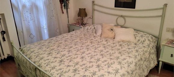 11 rooms Villa in Umbertide, Italy No. 22580 3