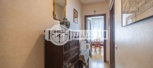 3 Schlafzimmer Wohnung in Rome, Italy, Nr. 321193 16