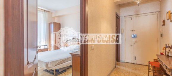 3 Schlafzimmer Wohnung in Rome, Italy, Nr. 321193 9