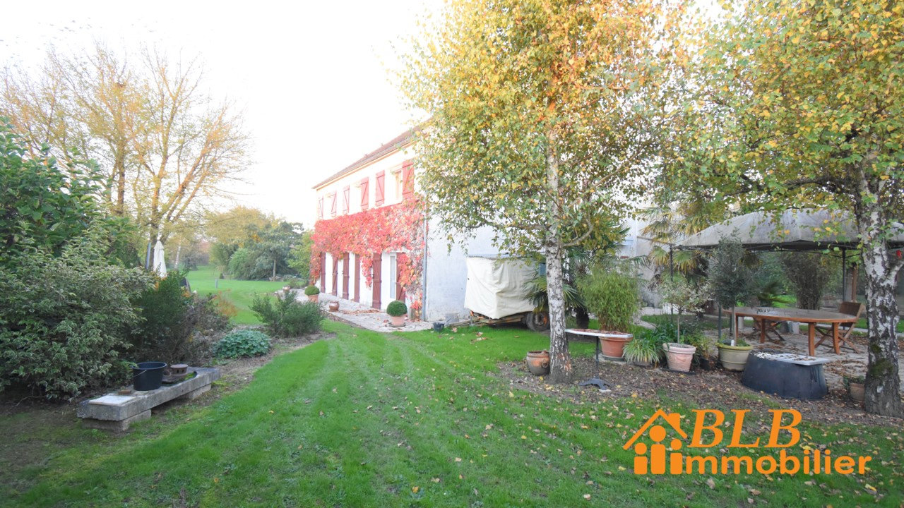 Casa de 7 dormitorios en La Selle-sur-le-Bied, France No. 154586