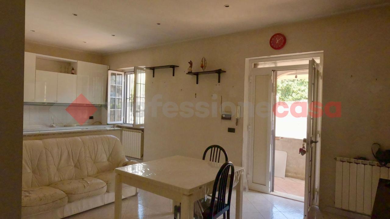 Casa de 4 habitaciónes en Piglio, Italy No. 69349